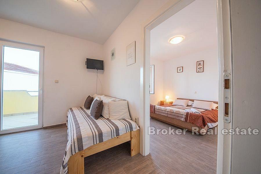 In der Nähe von Zadar - Mehrfamilienhaus am Meer