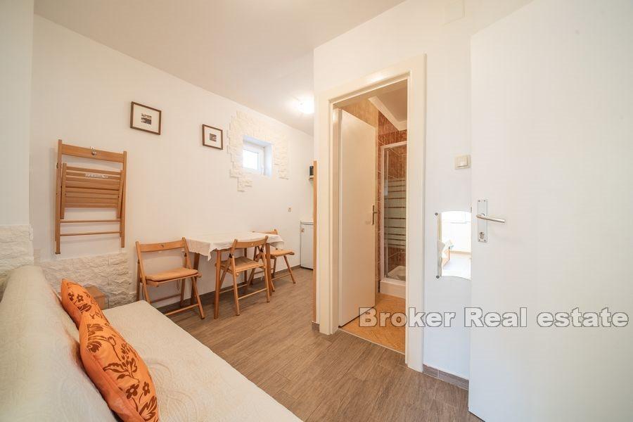 In der Nähe von Zadar - Mehrfamilienhaus am Meer