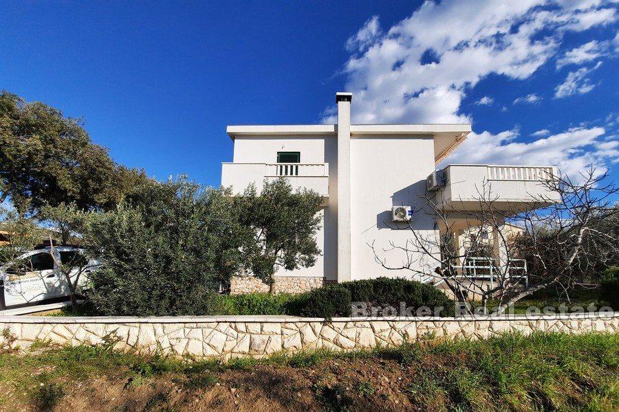 Près de Rogoznica - Maison avec vue mer