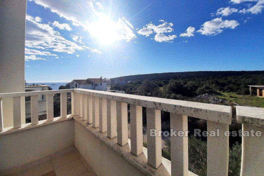 Près de Rogoznica - Maison avec vue mer