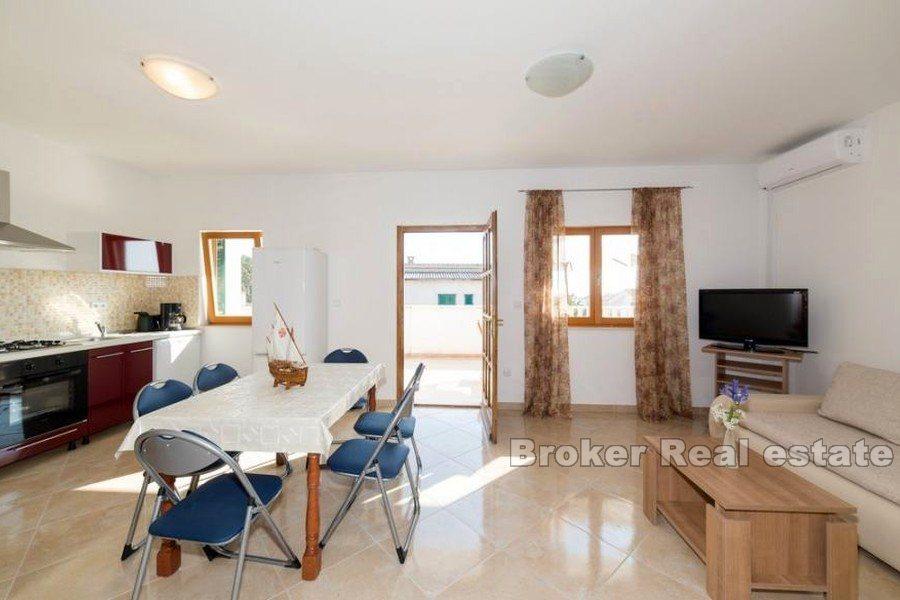 Près de Rogoznica - Maison avec vue mer