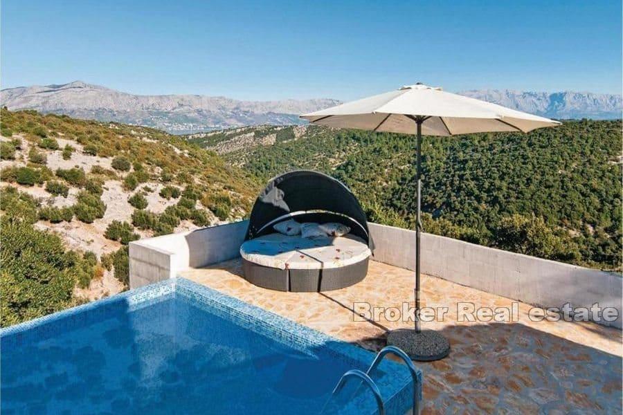 Brac - Unique house with a swimming pool