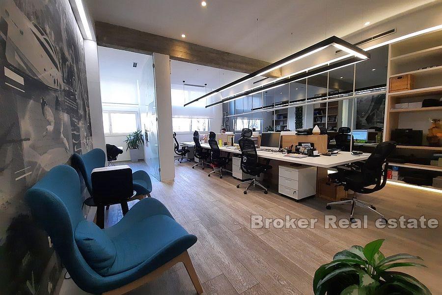 Split center - Modern office space