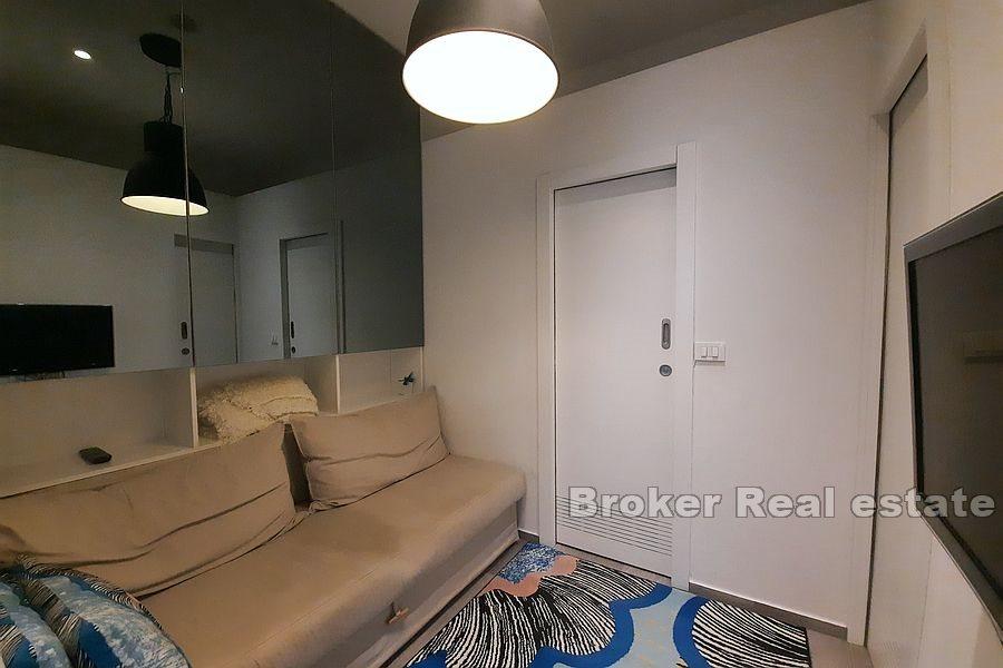 Split center - Modern office space