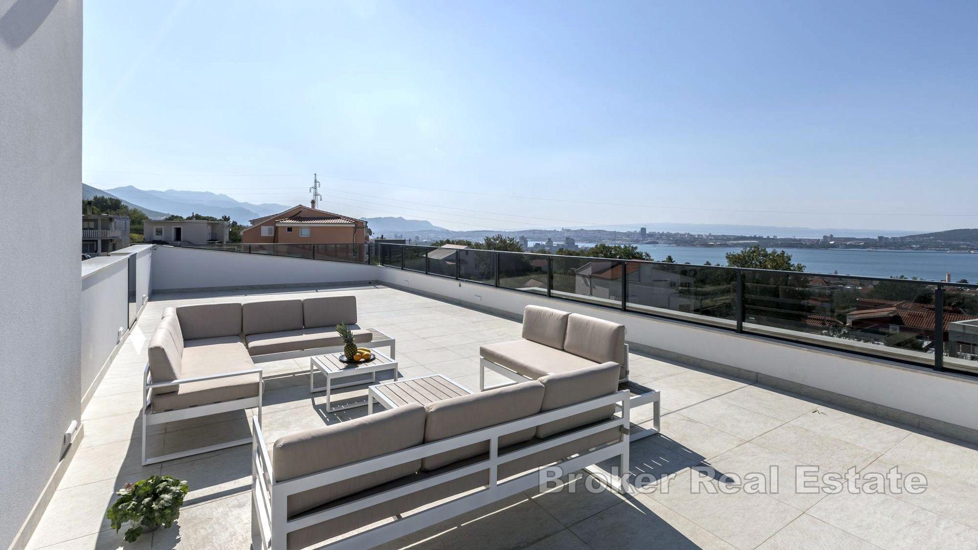 Kastela - Villa mit Pool und Meerblick