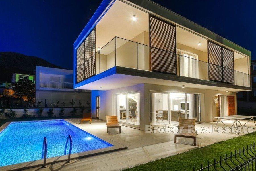 Kastela - Villa moderne avec piscine