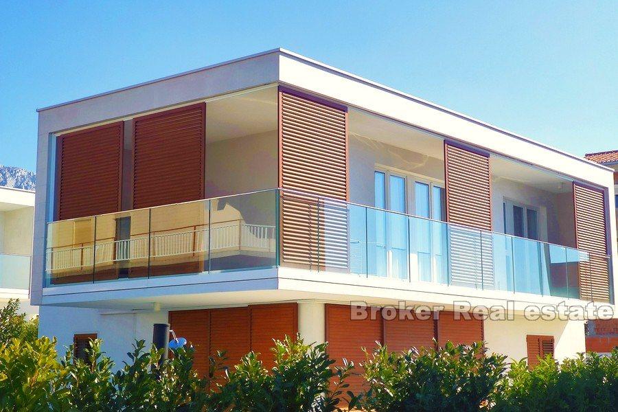 Kastela - Villa moderne avec piscine