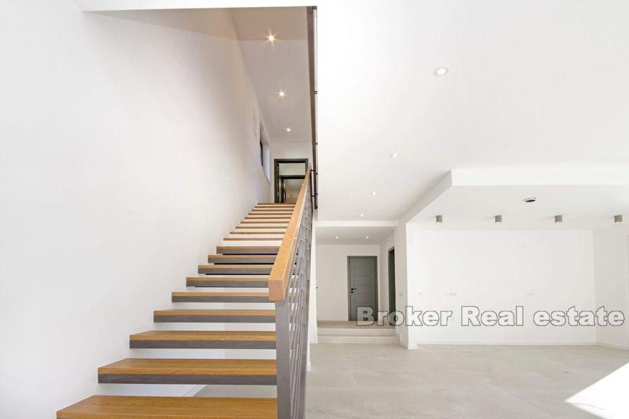 In der Nähe von Zadar - Moderne Villa mit Pool und Meerblick