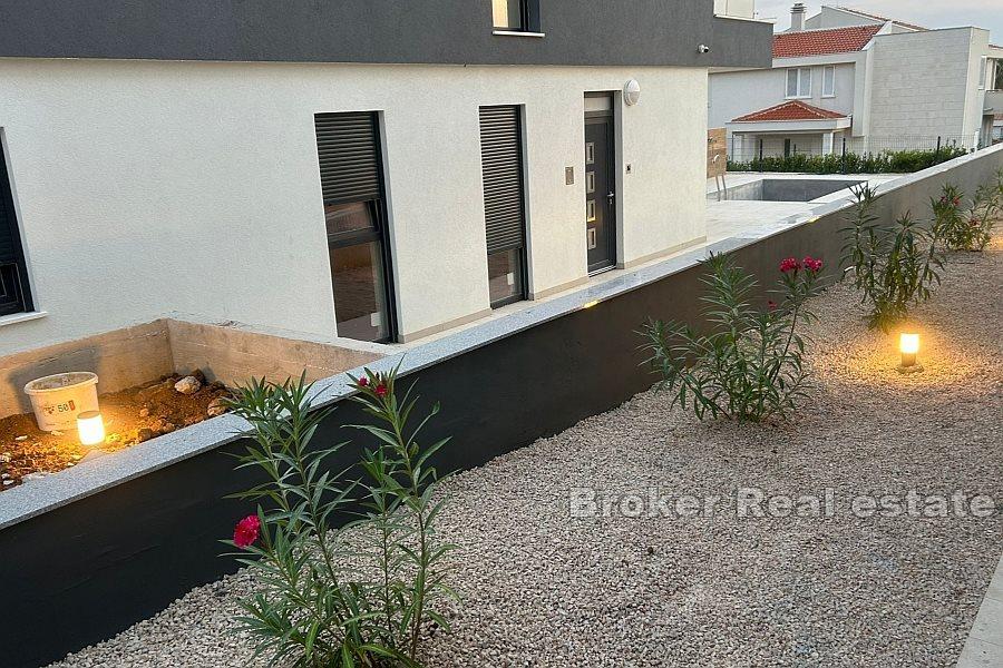 Ostrov Pag - Luxusné apartmány s bazénom