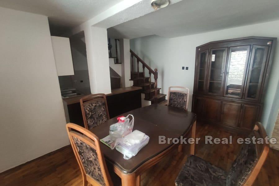 Trogir - Stone house in the center