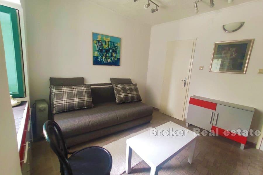 Vodice - Tradičný kamenný dom v centre