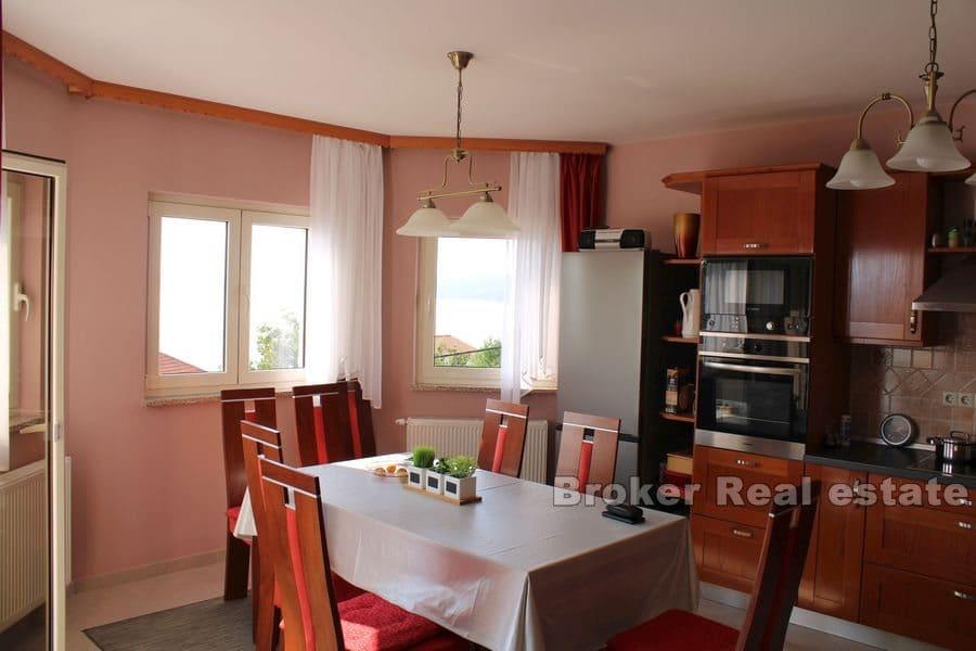 W pobliżu Zadaru atrakcyjny dom z otwartym widokiem na morze