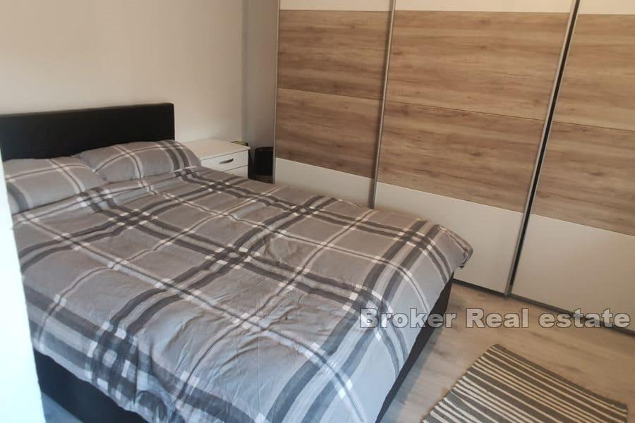 Марина - Семейный дом с двором