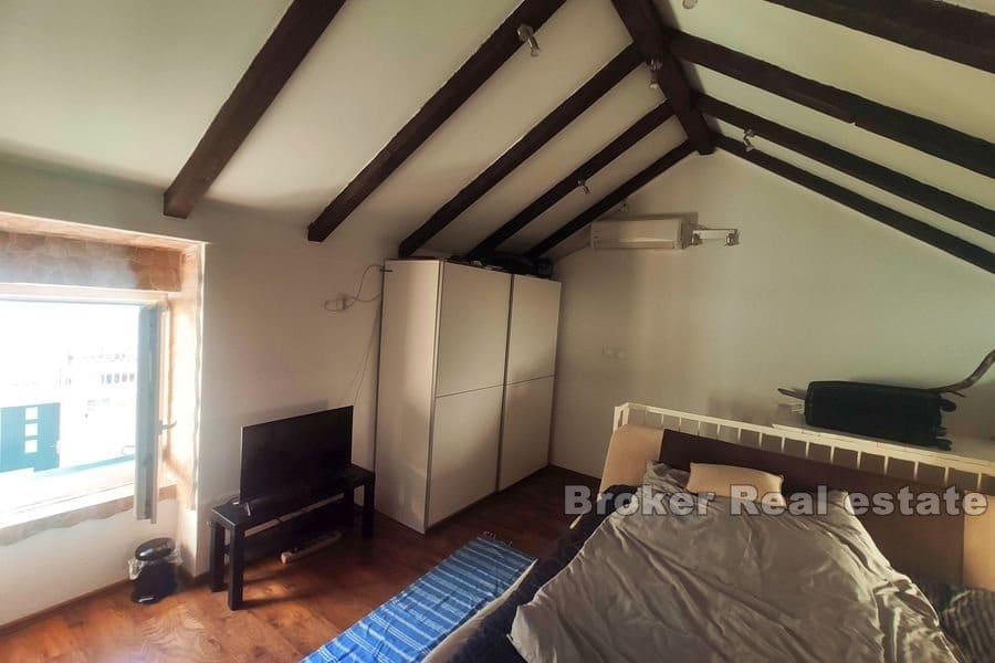 Kastela - Tradisjonelt steinhus ved sjøen