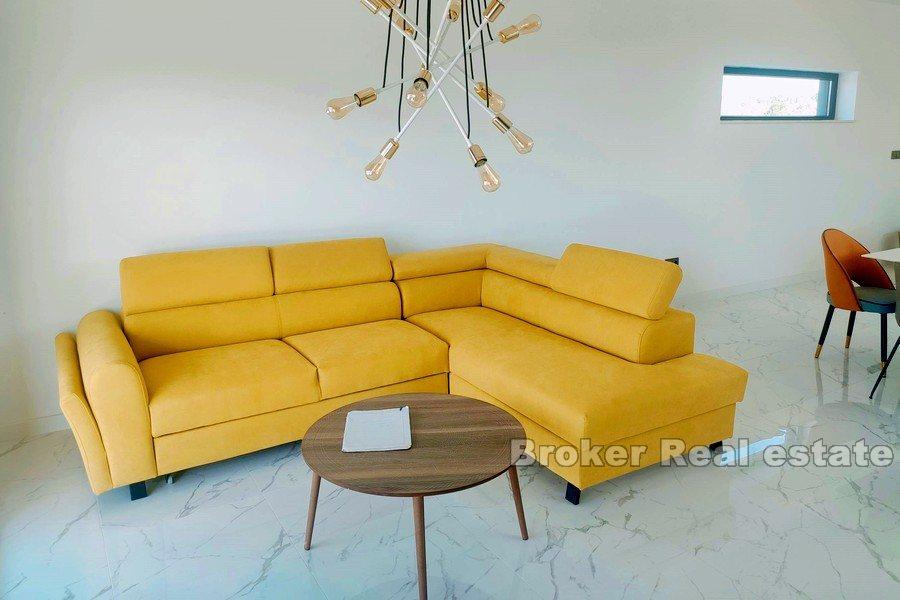 Marina - Modern villa with pool and sea view