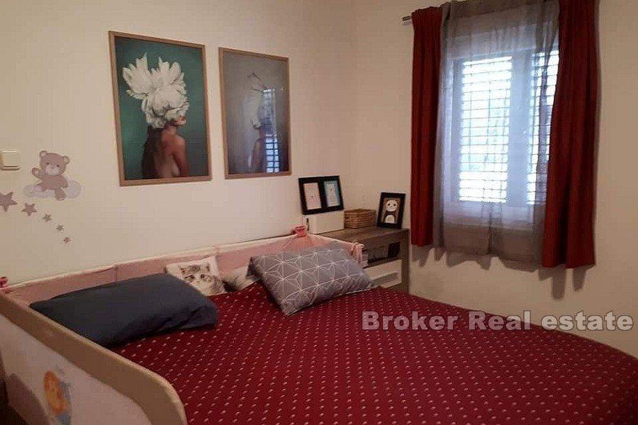 Wyspa Brac - Apartament z 2 sypialniami i widokiem na morze