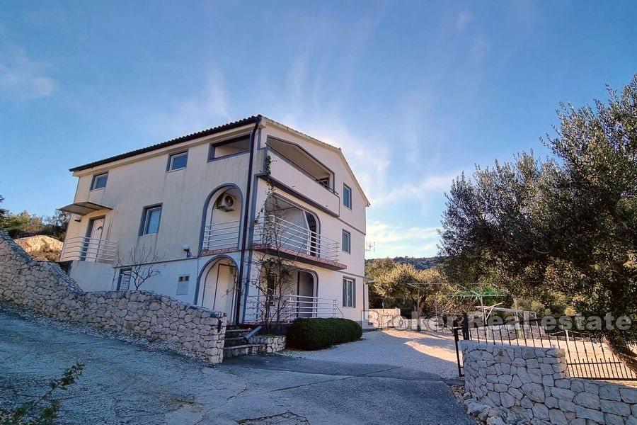 Trogir - Piękny dom apartamentowy z widokiem na morze