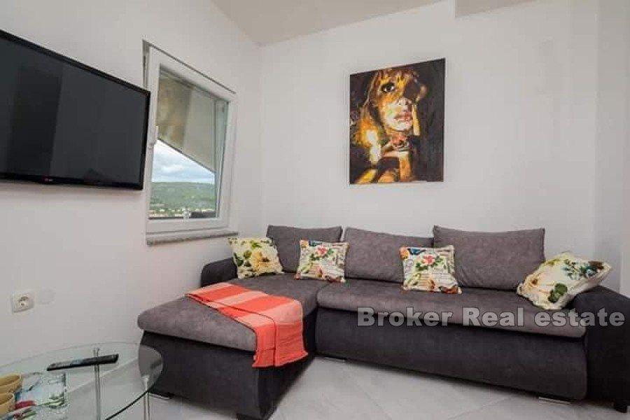 Trogir - Piękny dom apartamentowy z widokiem na morze