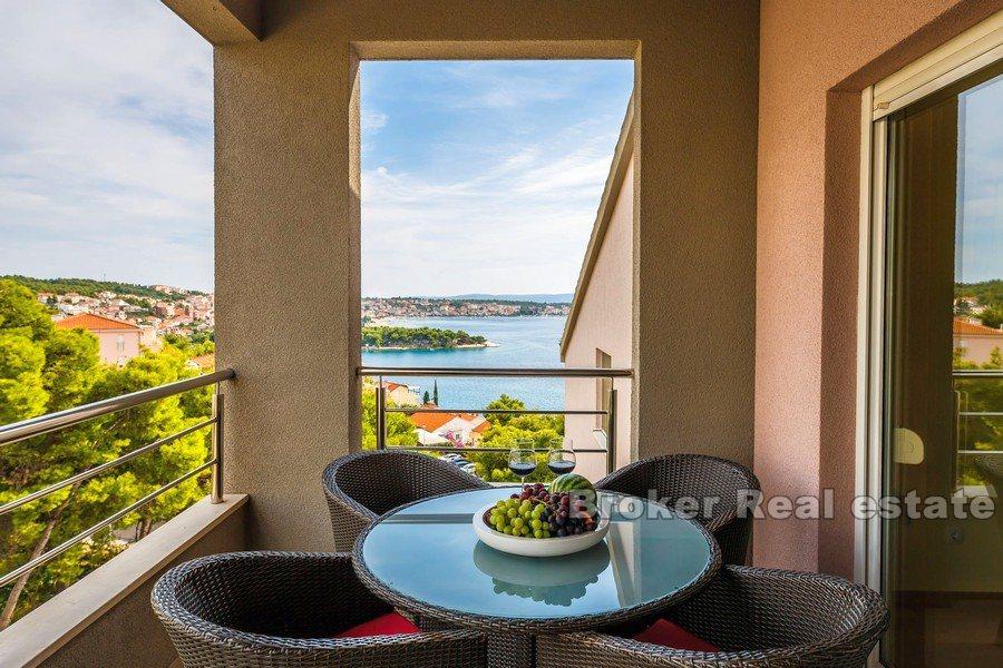 Wyspa Ciovo - Apartament z 3 sypialniami i widokiem na morze
