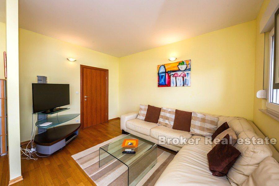 Wyspa Ciovo - Apartament z 3 sypialniami i widokiem na morze