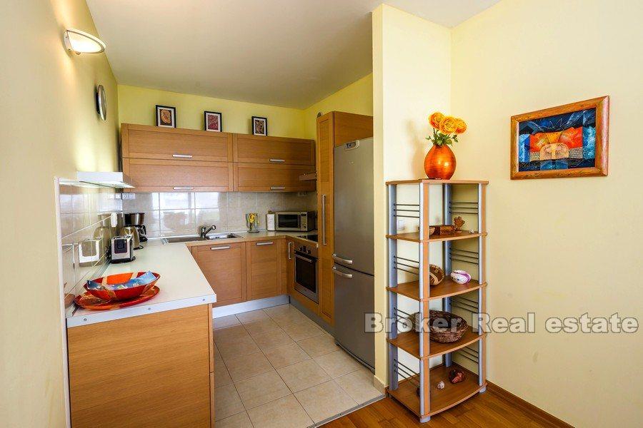 Wyspa Ciovo - Apartament z 3 sypialniami i widokiem na morze