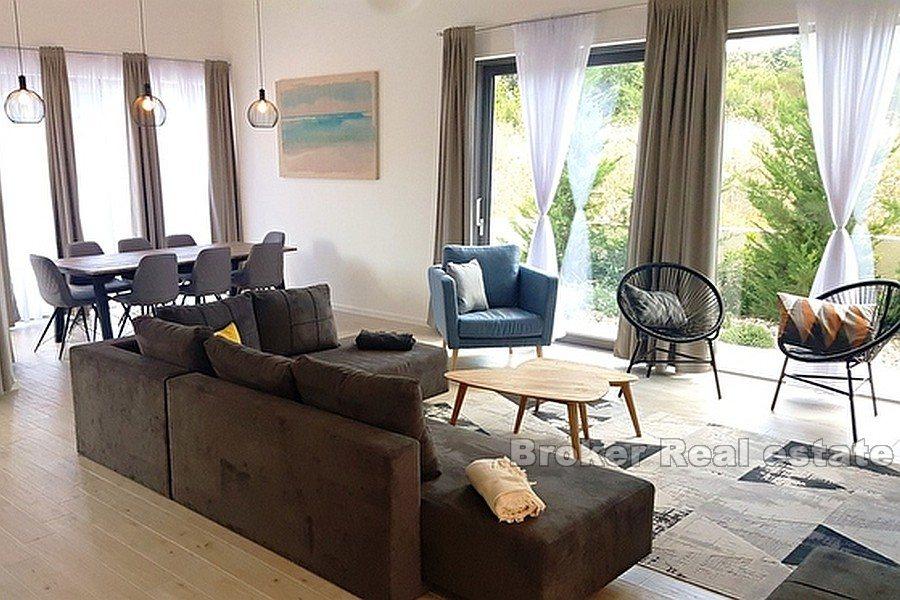 Ugljan - Moderná vila s bazénom