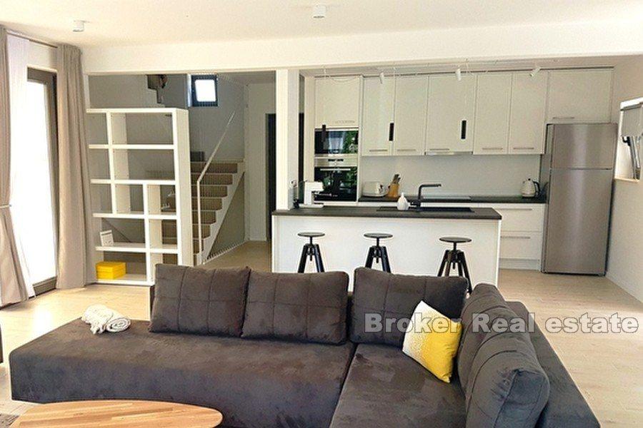 Ugljan - Moderná vila s bazénom