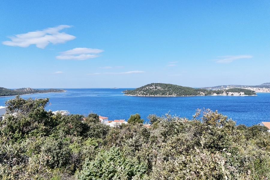 Działka budowlana z panoramicznym widokiem na morze