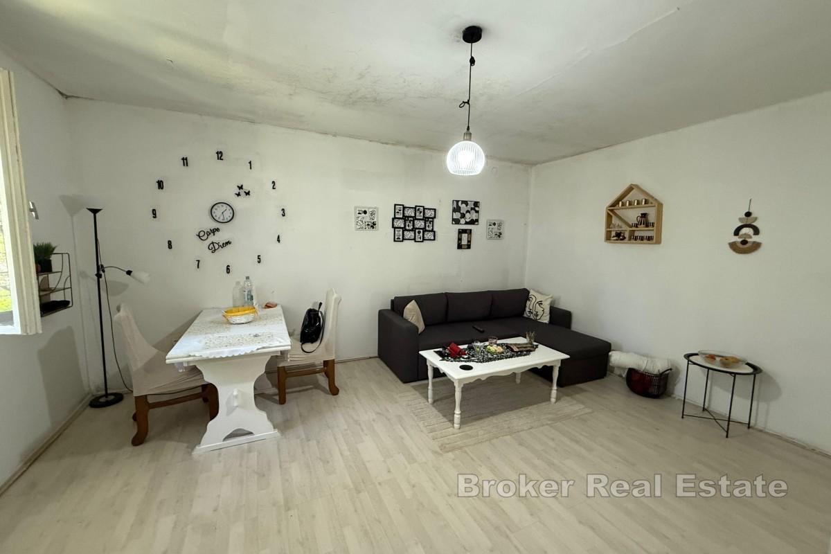 Maison à rénover au calme