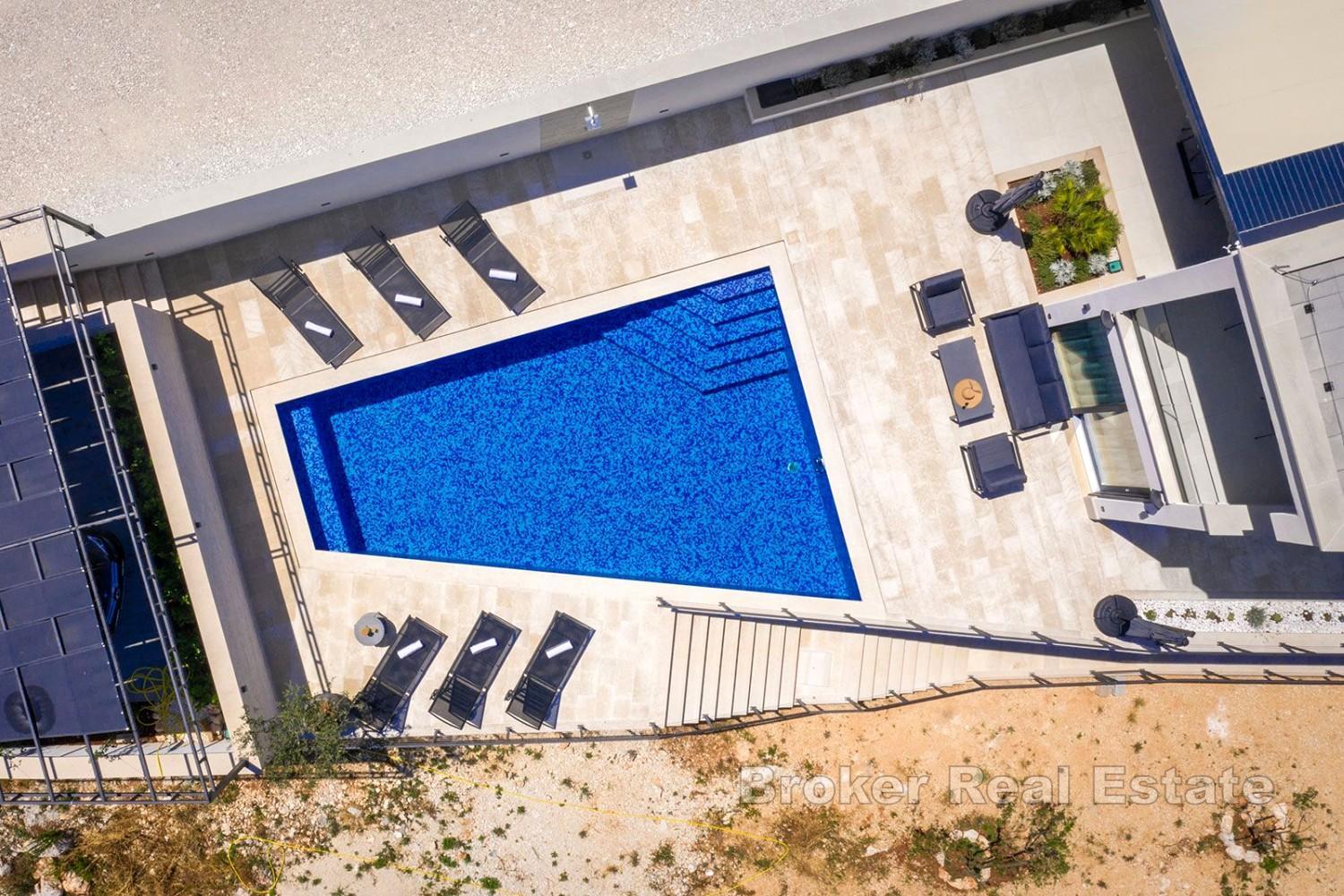 Villa avec piscine et sauna