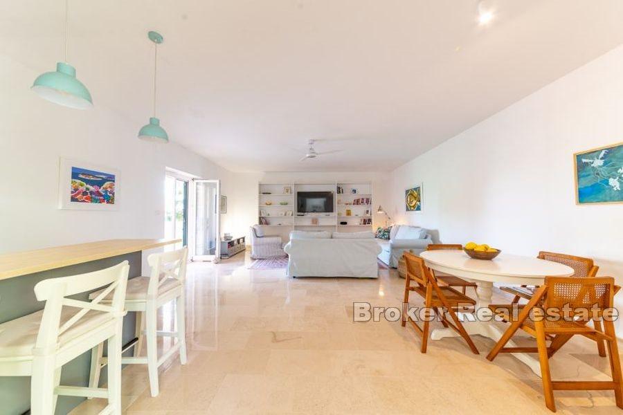 Wyspa Brac - Odnowiony dom z kamienia