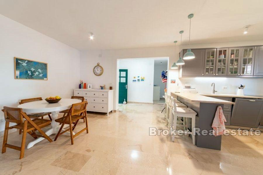 Wyspa Brac - Odnowiony dom z kamienia