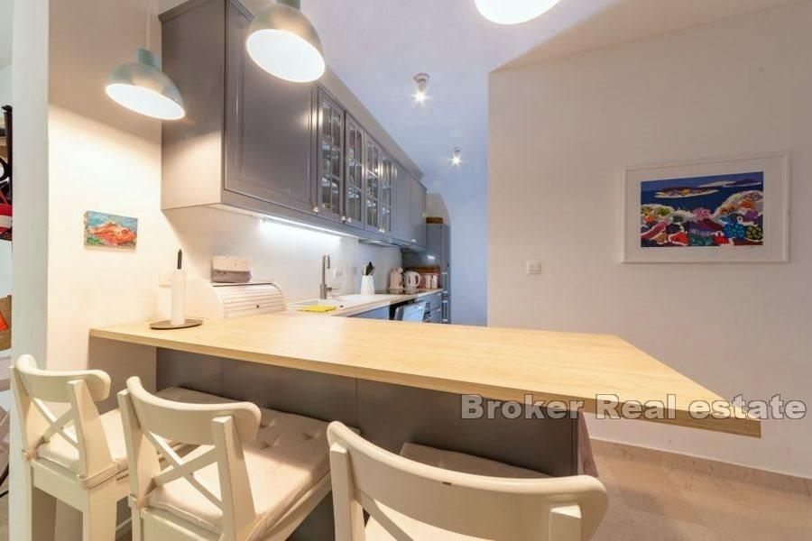 Wyspa Brac - Odnowiony dom z kamienia