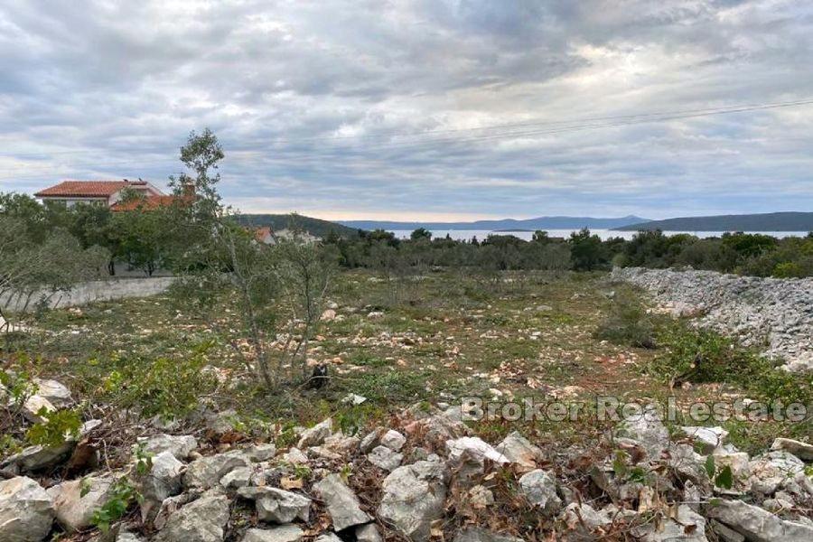 Ugljan - Terreno edificabile con vista mare
