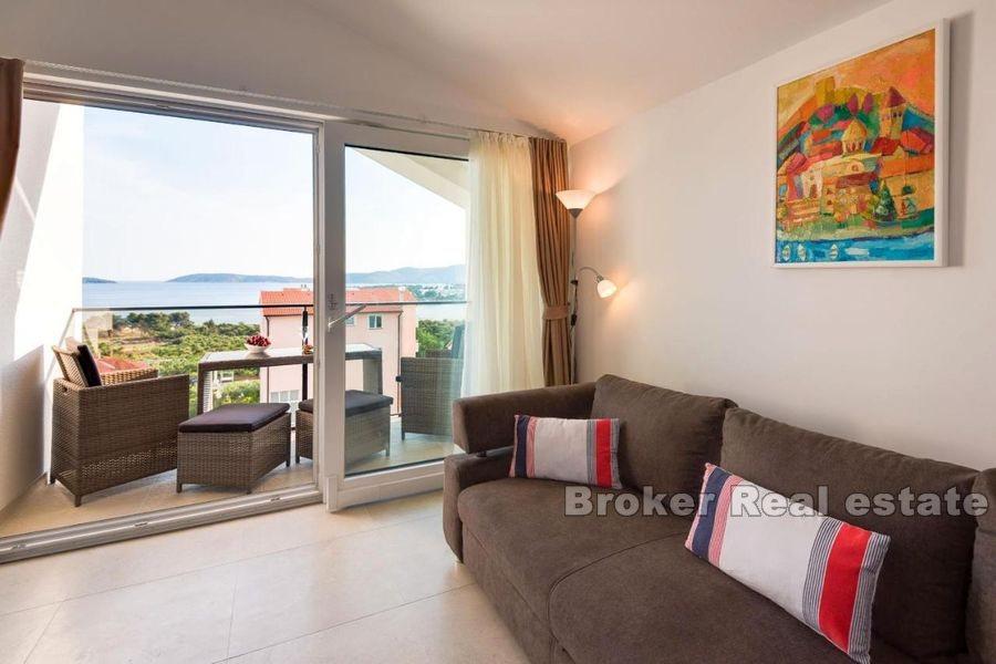 Sibenik - House with pool and sea view