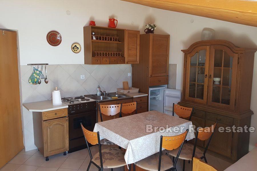 Proche Omis - Maison avec vue dégagée sur la mer