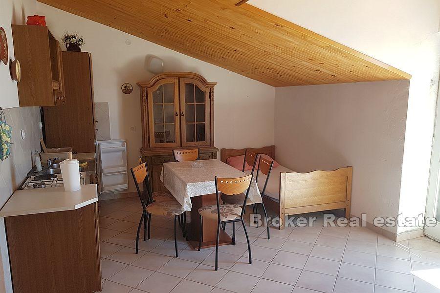 Proche Omis - Maison avec vue dégagée sur la mer