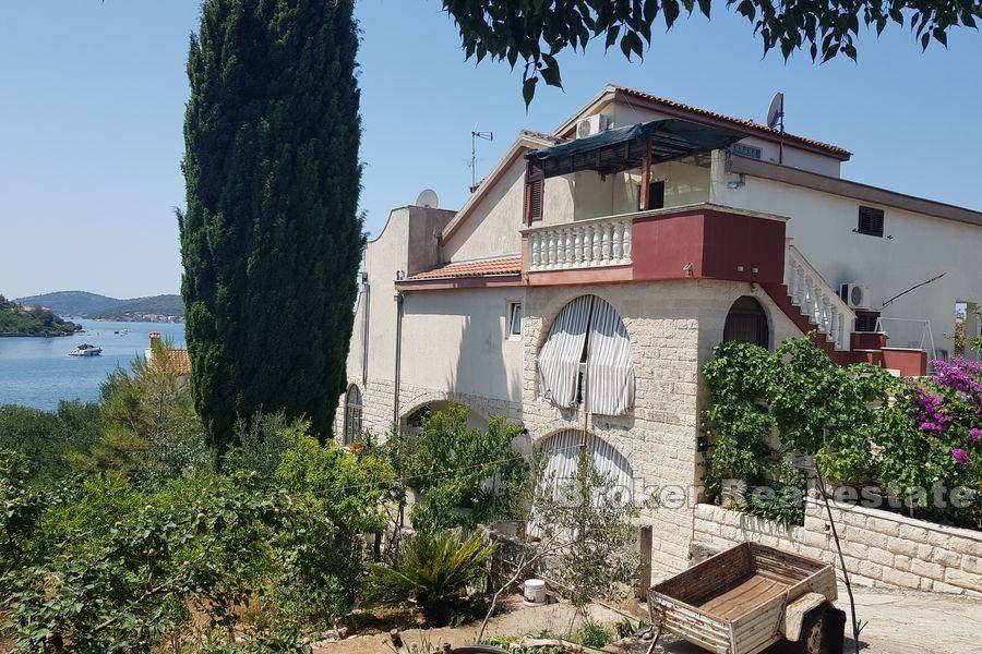 Rogoznica - Kuća s pogledom na more