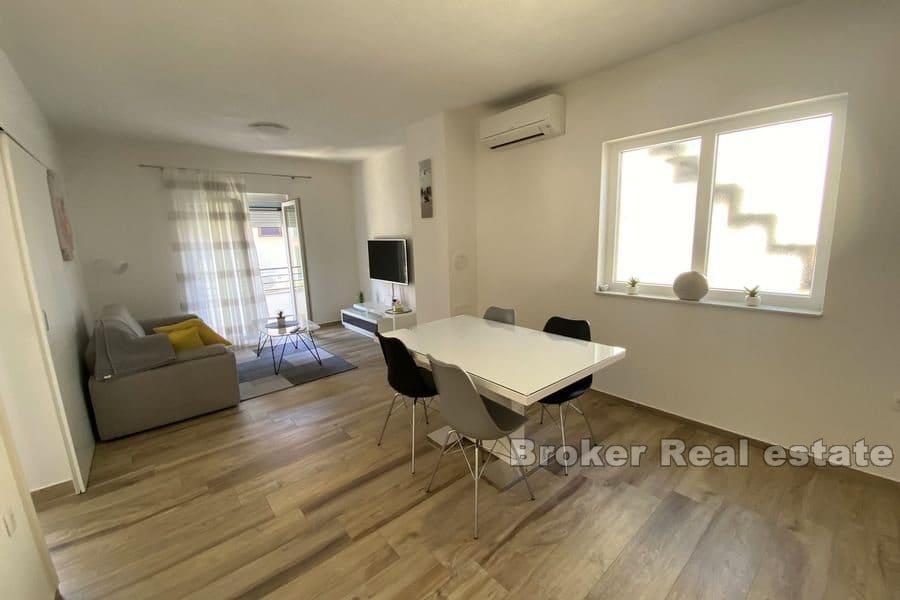 Zara - Palazzina in seconda fila al mare