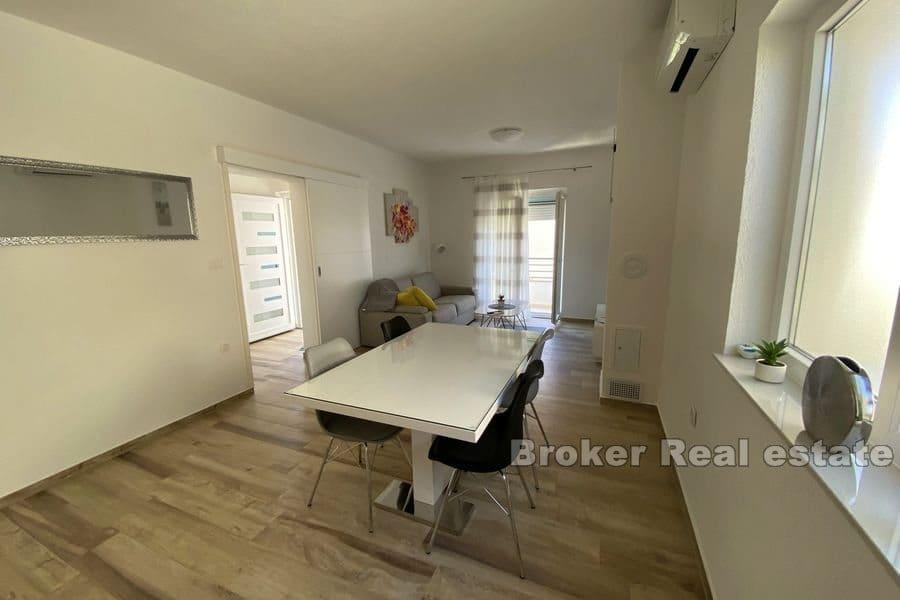 Zara - Palazzina in seconda fila al mare