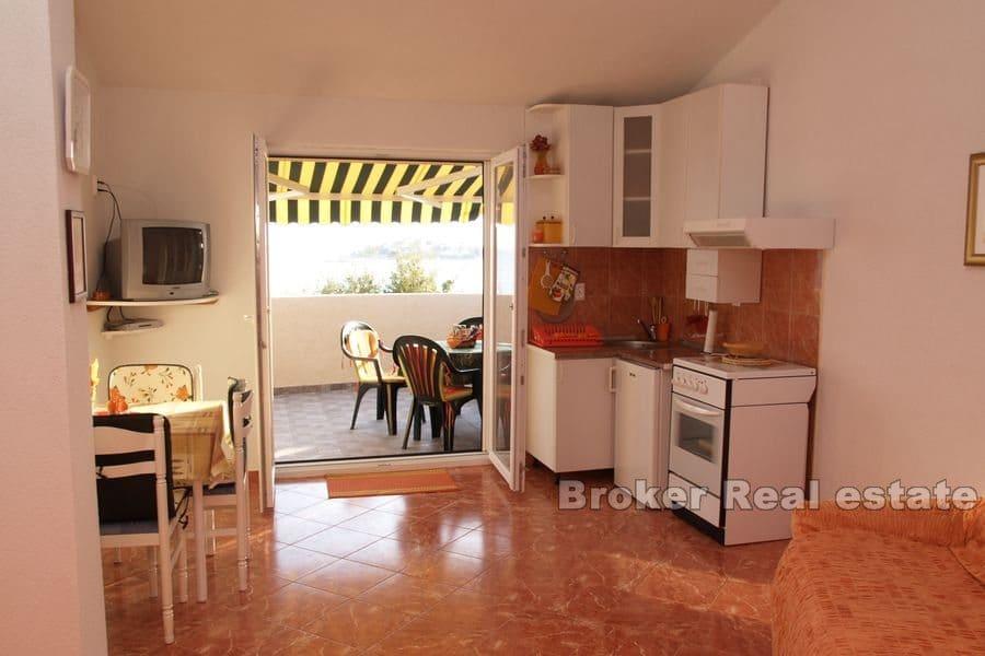 Rogoznica - Casa indipendente con vista sul mare aperto