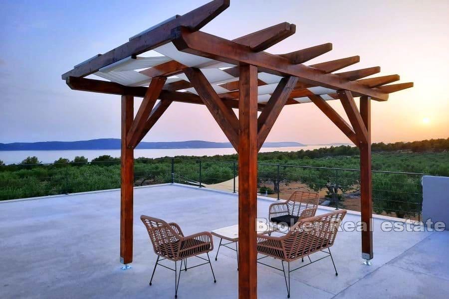 Brac - Casa con piscina e vista mare