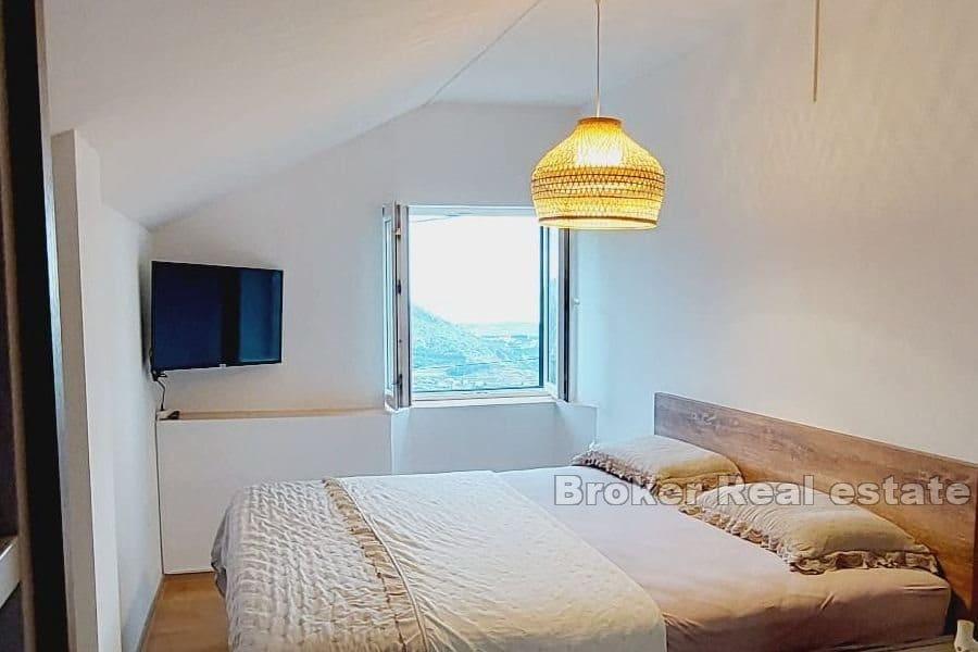 Split area - Dům s otevřeným výhledem