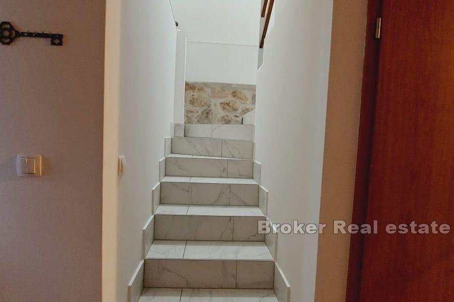 Split area - Dům s otevřeným výhledem