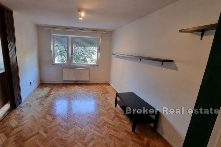 Split - Bol, comfortable apartment in a great location