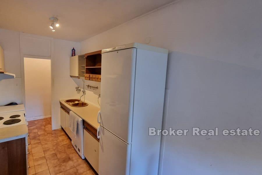 Split - Bol, comfortable apartment in a great location