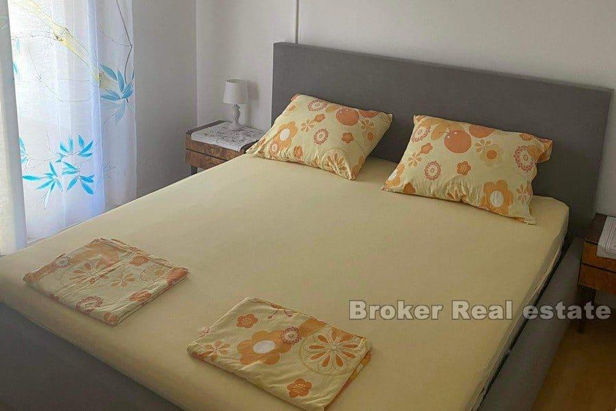 Nær Primosten - Hus ved sjøen med rolig beliggenhet