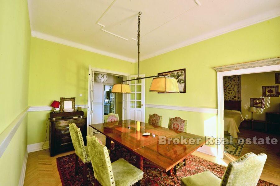 Zadar - Apartment with captivating views of the old town and the sea