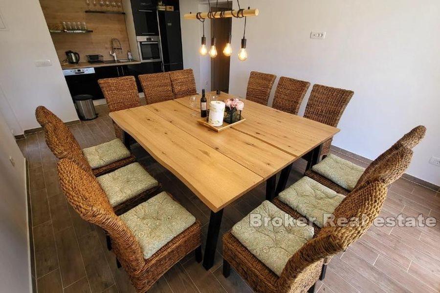 Okolica Trogira - Kuća nedaleko od mora