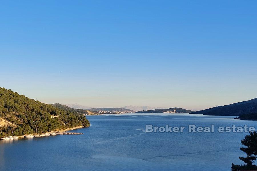 Marina - Hus med basseng og havutsikt